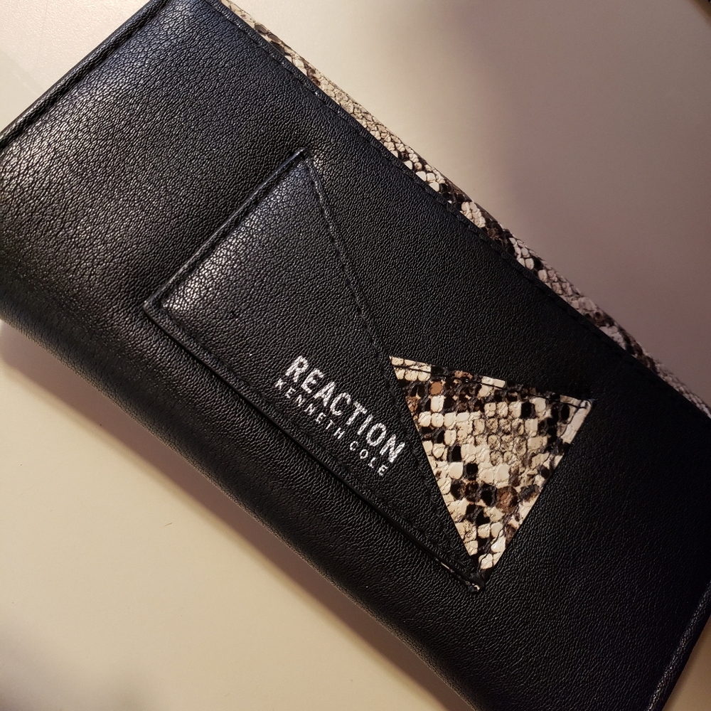Wallet - Picture 2 of 2